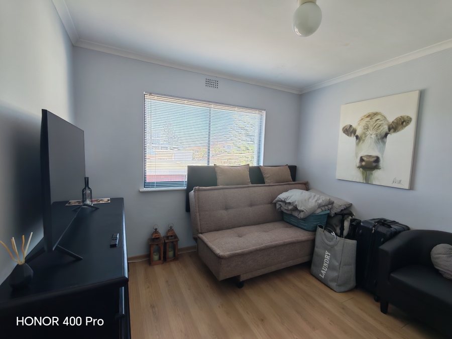 2 Bedroom Property for Sale in Beachfront Western Cape